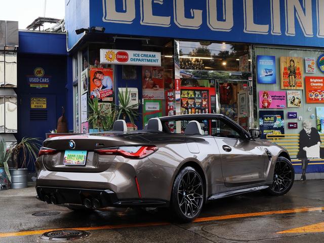 Ｍ４ Ｍ４カブリオレ　コンペティション　Ｍ　ｘＤｒｉｖｅ　法人ワンオーナー　セパンブロンズ　カーブドディスプレイ（ＬＣＩ）　アイボリーホワイトインテリア　セラミックカーボンブレーキ　全周囲カメラ　レーザーライト　ハーマンカードン　アクティブクルコン（12枚目）