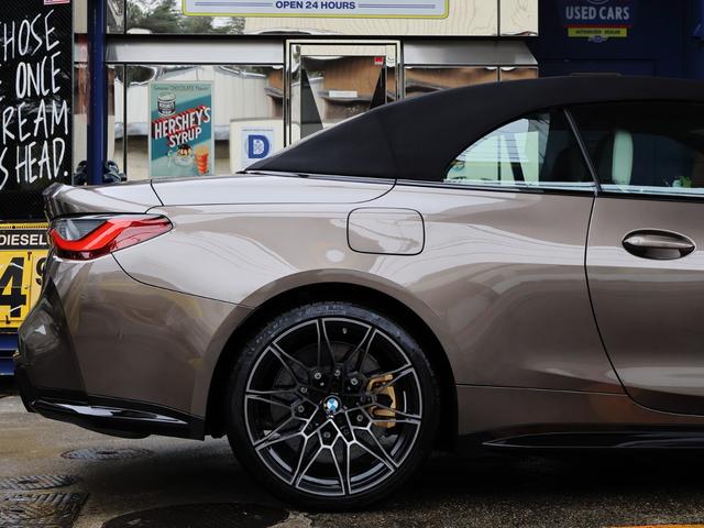 Ｍ４ Ｍ４カブリオレ　コンペティション　Ｍ　ｘＤｒｉｖｅ　法人ワンオーナー　セパンブロンズ　カーブドディスプレイ（ＬＣＩ）　アイボリーホワイトインテリア　セラミックカーボンブレーキ　全周囲カメラ　レーザーライト　ハーマンカードン　アクティブクルコン（23枚目）