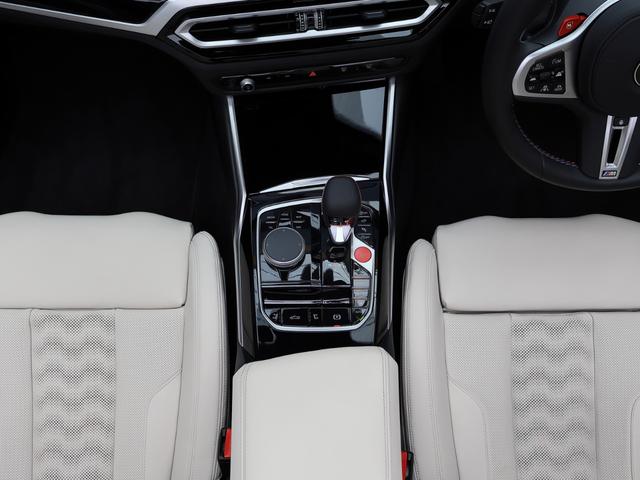 Ｍ４ Ｍ４カブリオレ　コンペティション　Ｍ　ｘＤｒｉｖｅ　法人ワンオーナー　セパンブロンズ　カーブドディスプレイ（ＬＣＩ）　アイボリーホワイトインテリア　セラミックカーボンブレーキ　全周囲カメラ　レーザーライト　ハーマンカードン　アクティブクルコン（56枚目）