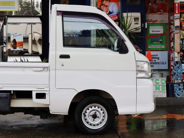 �Ԃł̂����X�́A���t���H�ԗփC���^�[�������͊O�̏��˃C���^�[���Ŋ��̃C���^�[�ɂȂ�܂��B�d�Ԃł̃A�N�Z�X�́A������c���E�k�����E�V�������̐V�����J�w����k���P�O���ɂȂ�܂��B