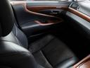ＬＳ４６０　バージョンＳＺ　中期　Ｃａｒｌｓｓｏｎ２０インチ　ＳＲ　Ｓクロージャ―　アルカンタラルーフライナーＦＳＲスカート＆Ｔスポイラー　Ｐサウンド　黒革シート　シートヒーター＆ベンチレーション　Ａトランク（49枚目）