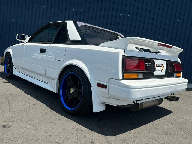 米国トヨタその他 　ＵＳトヨタ　ＭＲ２　左ハンドル　６速マニュアル　ＡＷ１１　ＸＹＺ車高調　レカロシート　フジツボマフラー　後期型テール・ハイマウント付リアウィング　タイベル交換済み（11枚目）