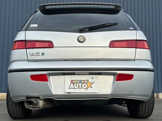 アルファ１４５ クアドリフォリオ　純正５速　ワンオーナー　車高調　修復歴無し　ディーラー車　ＥＴＣ　ドライブレコーダー　ＣＤ再生　キーレスエントリー（12枚目）