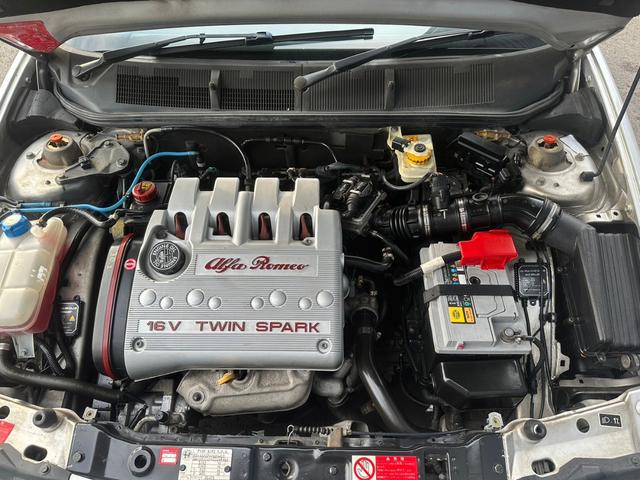アルファ１４５ クアドリフォリオ　純正５速　ワンオーナー　車高調　修復歴無し　ディーラー車　ＥＴＣ　ドライブレコーダー　ＣＤ再生　キーレスエントリー（16枚目）