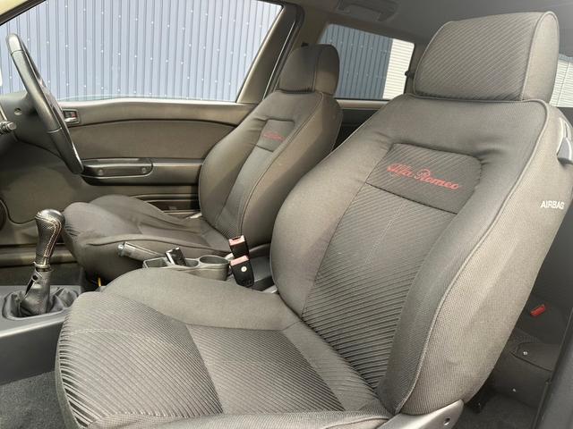アルファ１４５ クアドリフォリオ　純正５速　ワンオーナー　車高調　修復歴無し　ディーラー車　ＥＴＣ　ドライブレコーダー　ＣＤ再生　キーレスエントリー（20枚目）