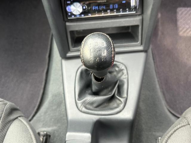 アルファ１４５ クアドリフォリオ　純正５速　ワンオーナー　車高調　修復歴無し　ディーラー車　ＥＴＣ　ドライブレコーダー　ＣＤ再生　キーレスエントリー（32枚目）