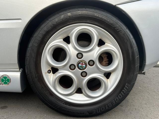 アルファ１４５ クアドリフォリオ　純正５速　ワンオーナー　車高調　修復歴無し　ディーラー車　ＥＴＣ　ドライブレコーダー　ＣＤ再生　キーレスエントリー（45枚目）