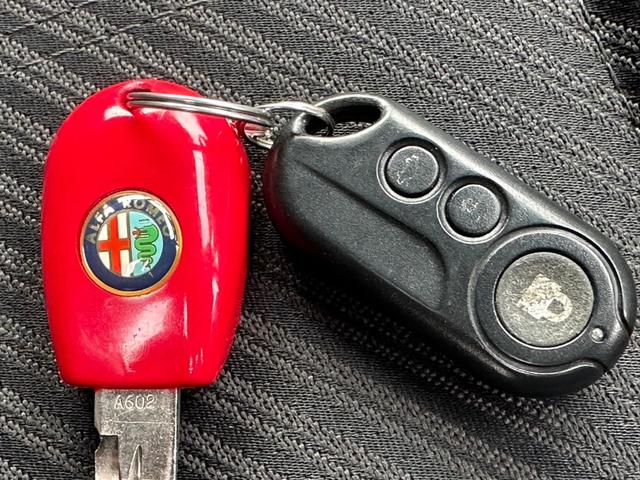 アルファ１４５ クアドリフォリオ　純正５速　ワンオーナー　車高調　修復歴無し　ディーラー車　ＥＴＣ　ドライブレコーダー　ＣＤ再生　キーレスエントリー（50枚目）