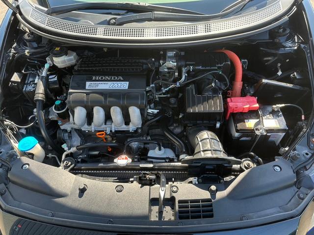 ＣＲ－Ｚ β　ハイブリッド　ＺＦ１　修復歴無し　キーレスエントリー　オートライト　フロントフォグランプ　電動格納ミラー　車検令和７年６月　盗難防止装置　横滑り防止装置（17枚目）