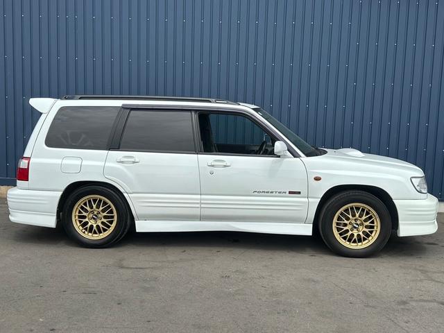 フォレスター Ｓ／ｔｂ－ＳＴｉ　４ＷＤ　ターボ　走行６８０００キロ　ＳＦ５　修復歴無し　車検令和７年９月　ＥＴＣ　キーレス　ルーフレール　アルミホイール（6枚目）