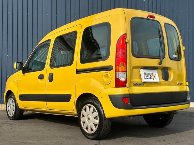 カングー(ルノー)1.6 両側スライドドア ETC 車検令和8 カングー(ルノー)1.6 両側スライドドア ETC 車検令和8