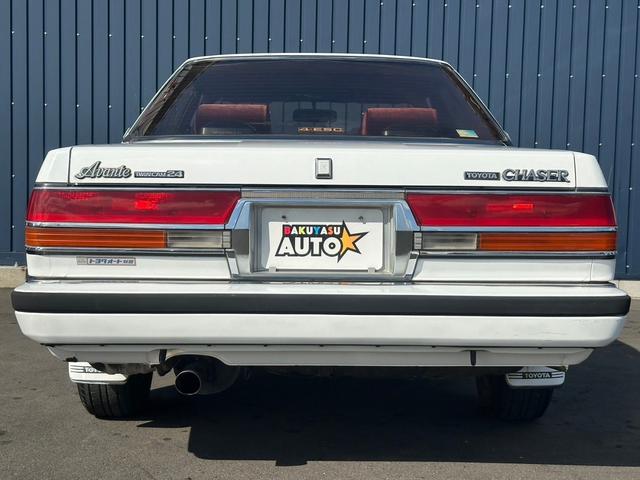 TOYOTA CHASER AVANTE | 1986 | WHITE | 38000 km | details TOYOTA CHASER AVANTE | 1986 | WHITE | 38000 km | details