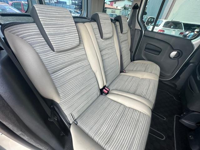 カングー １．６　純正５速　タイミングベルト・ウォーターポンプ交換済み　ＥＴＣ　ディーラー車　車検令和７年１０月　修復歴無し　ドライブレコーダー　オートクルーズコントロール　フォグランプ　両側スライドドア　５ＭＴ（19枚目）