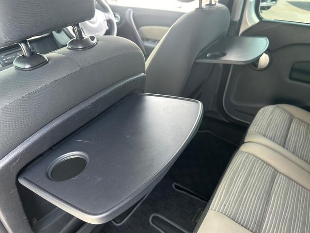 カングー １．６　純正５速　タイミングベルト・ウォーターポンプ交換済み　ＥＴＣ　ディーラー車　車検令和７年１０月　修復歴無し　ドライブレコーダー　オートクルーズコントロール　フォグランプ　両側スライドドア　５ＭＴ（32枚目）