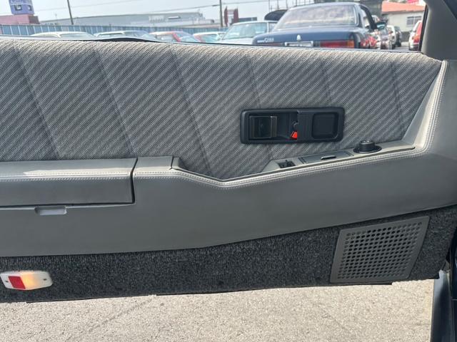 ピアッツァ ＸＬ　純正５速　ＪＲ１３０　走行６４０００キロ　修復歴無し　セミリトラクタブルライト　アルミホイール　エアコン　５ＭＴ　マニュアル車（32枚目）