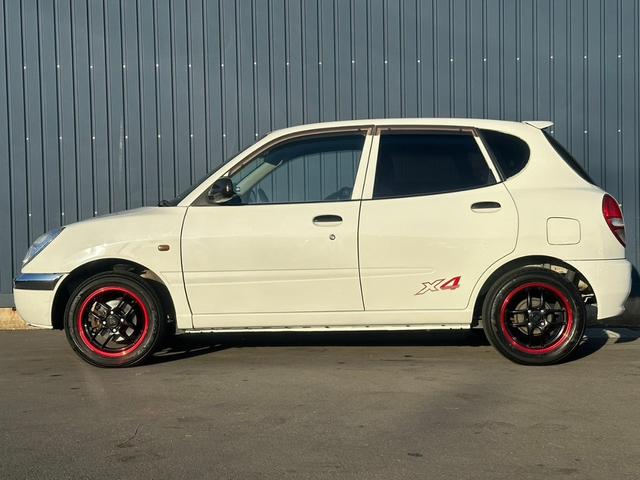 ストーリア Ｘ４　４ＷＤ　純正５速　ターボ　修復歴無し　Ｍ１１２Ｓ　ＥＮＫＥＩアルミホイール　ドライブレコーダー　タワーバー　５ＭＴ　マニュアル車（6枚目）