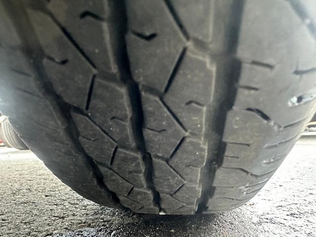 ４ キャトル　ＧＴＬ　左ハンドル　４速ＭＴ　キャンバストップ　修復歴なし　丸目ライト　タコメーター　ビーチボーイズ　マニュアル車（41枚目）