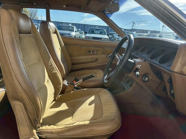 三菱 ギャランラムダ　初代　純正５速　Ａ１３３Ａ　Ｇ５２Ｂエンジン　１４インチアルミホイール　ラジオ再生　フェンダーミラー　５ＭＴ　マニュアル車　ＥＴＣ（17枚目）