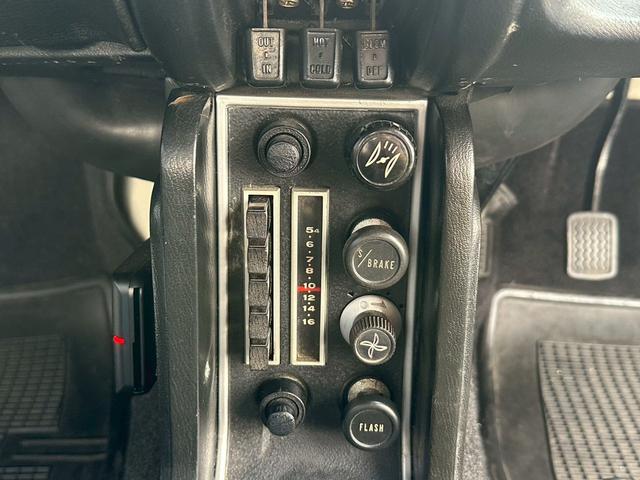 日産 フェアレディ　ダットサン　ＳＲ３１１　５速マニュアル　ＳＯＬＥＸキャブ　Ｕ２０エンジン　１４インチアルミホイール　ＮＡＲＤＩステアリング　ＥＴＣ　５ＭＴ　マニュアル車（29枚目）