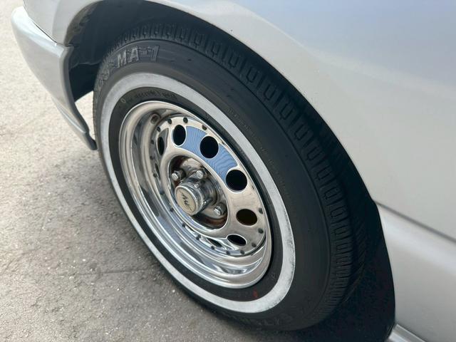クルー ＬＸサルーン　Ｇタイプ　純正５速　ＨＫ３０　修復歴無し　走行７４０００キロ　車高調　ＲＢ２０エンジン　フロントタワーバー　ＥＴＣ　キーレス　電格ミラー　５ＭＴ　マニュアル車（46枚目）