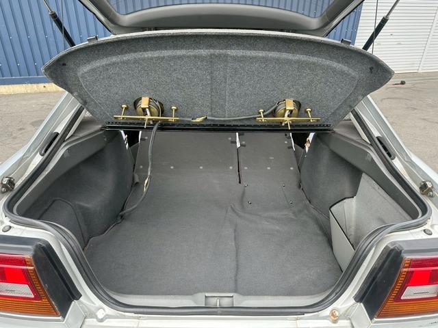 カペラＣＧ ４ＷＳ　純正５速　走行６８０００キロ　ＧＤＥＡ　フロントフォグランプ　１５インチアルミホイール　５ＭＴ　マニュアル車（17枚目）