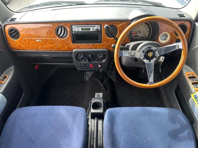 0561562A30250525W00221.jpg