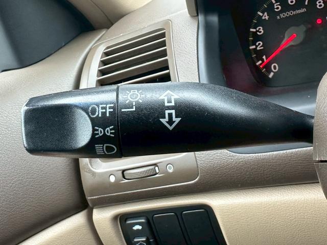 アコード 　２．４　左ハンドル　走行８５０００キロ　サンルーフ　車高調　メーターマイル表記　本革シート　１７インチアルミホイール　シートヒーター　オートクルーズコントロール　パワーシート　ＥＴＣ（23枚目）