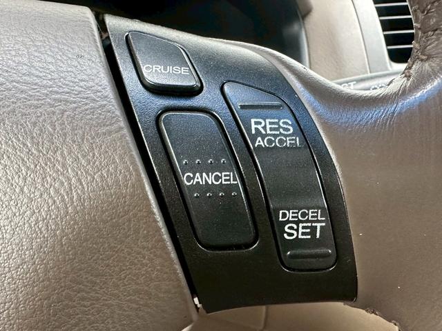 アコード 　２．４　左ハンドル　走行８５０００キロ　サンルーフ　車高調　メーターマイル表記　本革シート　１７インチアルミホイール　シートヒーター　オートクルーズコントロール　パワーシート　ＥＴＣ（26枚目）