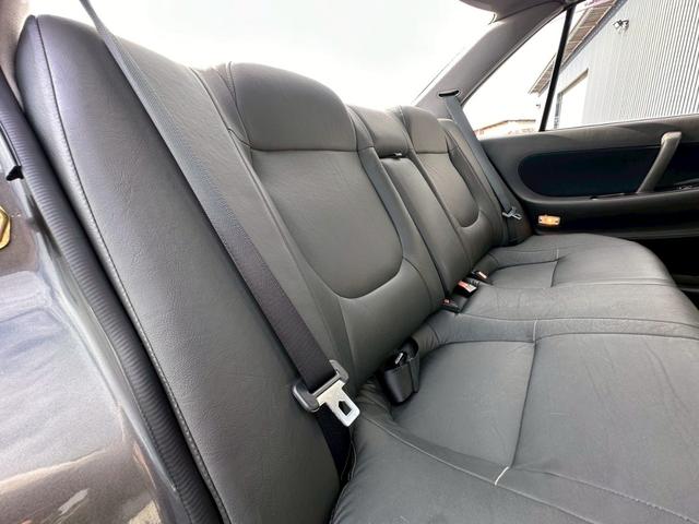 マキシマ タイプＩＩ　走行４１０００キロ　Ｖ６エンジン　修復歴無し　革シート　前席パワーシート　オートクルーズコントロール　１５インチアルミホイール　フロントフォグランプ（21枚目）