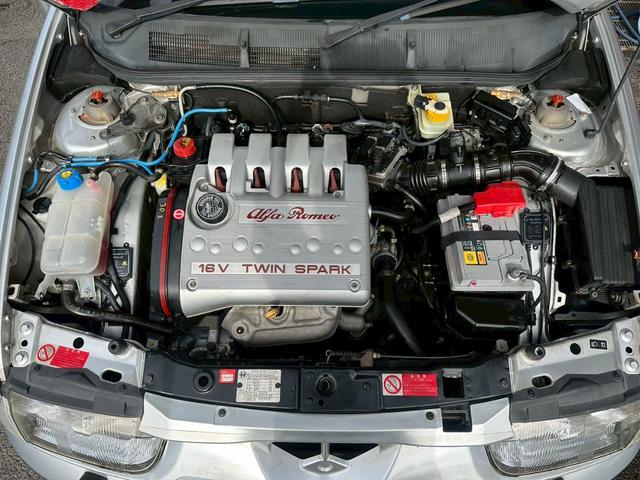 アルファ１４５ クアドリフォリオ　ツインスパーク　純正５速　ワンオーナー　アラゴスタ車高調　修復歴無し　ディーラー車　ＥＴＣ　ドライブレコーダー　５ＭＴ　マニュアル車（19枚目）