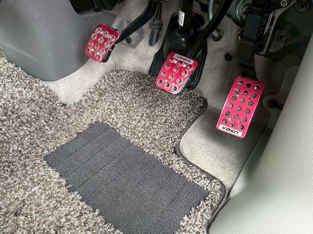 エブリイ ジョインターボ　ハイルーフ　４ＷＤ　純正５速　修復歴無し　ＤＡ１７Ｖ　ＩＣターボ　Ｆｏｒｅｓｔ　Ａｕｔｏ　Ｆａｃｔｏｒｙカスタム　リフトアップ　グリルガード　リアピラーバー　１４インチアルミ　ナビ・ＴＶ　５ＭＴ（49枚目）