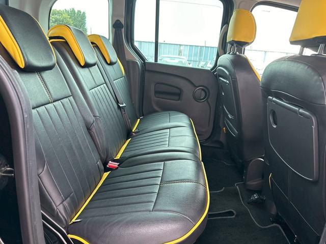 カングー フォーミュラ　エディション　限定３０台　ターボ　ディーラー車　バックカメラ　フルセグＴＶ　ＭＴモード付き　オートクルーズコントロール　修復歴無し　ＥＳＣ　　アルミホイール　フロントフォグランプ　両側スライドドア（21枚目）
