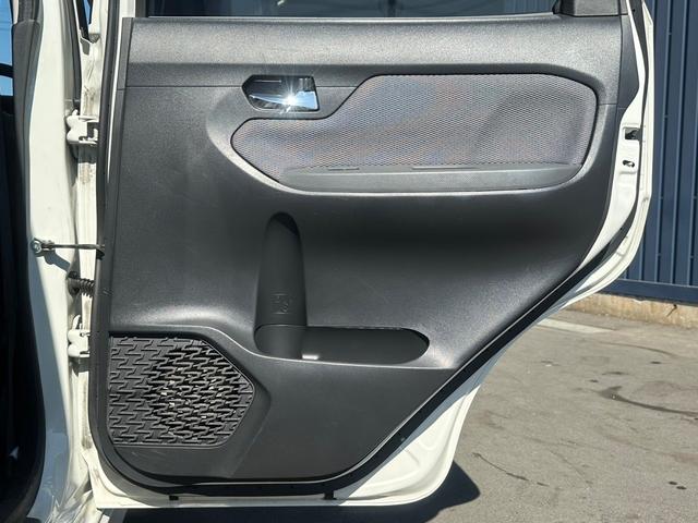 現状無保険の車両になりますので試乗はお断りさせていただきます。ご了承ください。