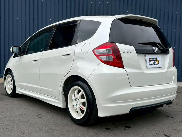 フィット G 純正5速 GE6 修復歴無し 車検令和9年1月 タイミングチェーン ナビ・TV 無限15インチアルミホイール 5MT マニュアル車(10枚目)