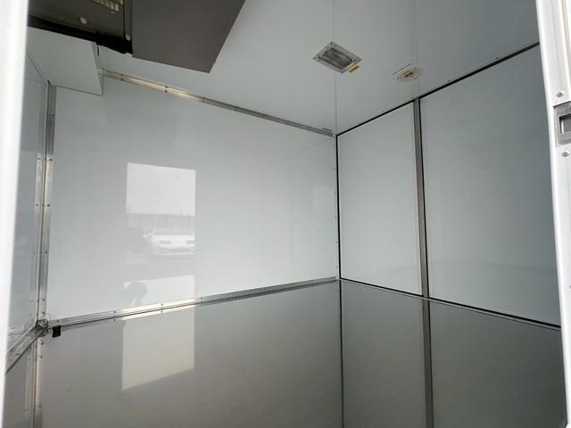 ミニキャブトラック M 4WD 冷凍冷蔵車 東プレ製中温仕様 サイドドア キーレス PW リヤソナー オートライト(19枚目)