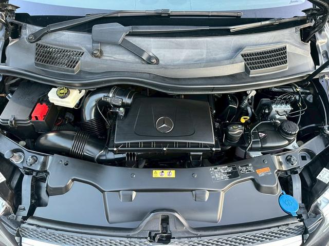 Vクラス V220d マルコポーロホライゾン ディーゼルターボ 走行68000キロ 車検令和8年7月 ポップアップルーフ 両側電動スライドドア 電動リアゲート 本革シート 全周囲カメラ  アルミホイール フロントフォグランプ シートエアコン(22枚目)