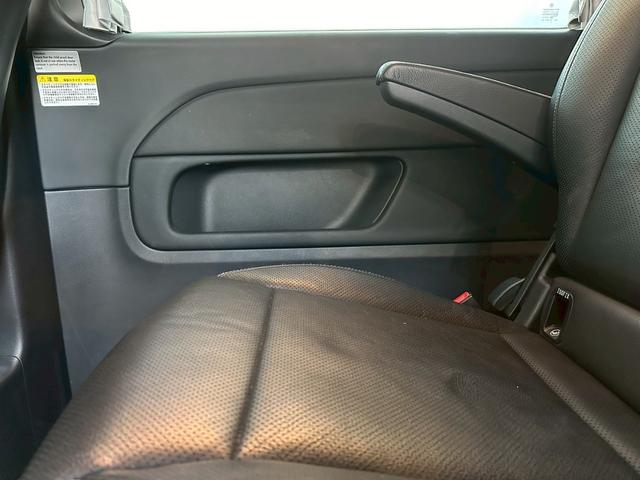 Vクラス V220d マルコポーロホライゾン ディーゼルターボ 走行68000キロ 車検令和8年7月 ポップアップルーフ 両側電動スライドドア 電動リアゲート 本革シート 全周囲カメラ  アルミホイール フロントフォグランプ シートエアコン(57枚目)