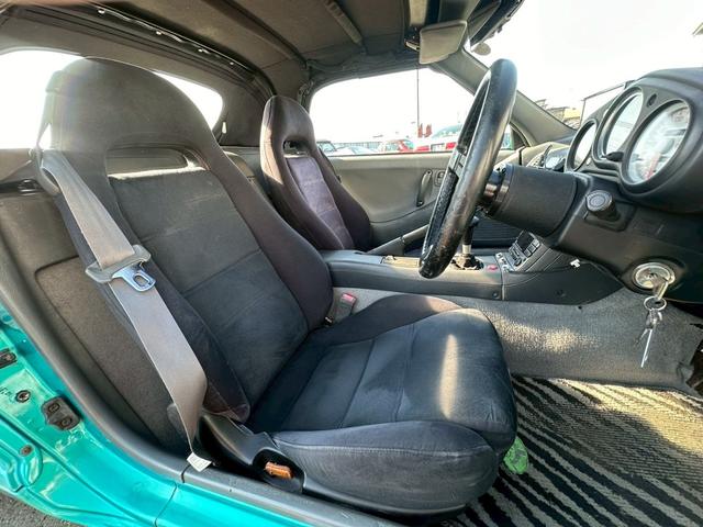 ビート ベースグレード　純正５速　ＰＰ１　車検令和８年５月　Ｗｅｄｓ　Ｓｐｏｒｔ　１４インチアルミホイール　ストラットタワーバー　ミッドシップ　ＥＴＣ　ＴＶ　５ＭＴ　マニュアル車（24枚目）