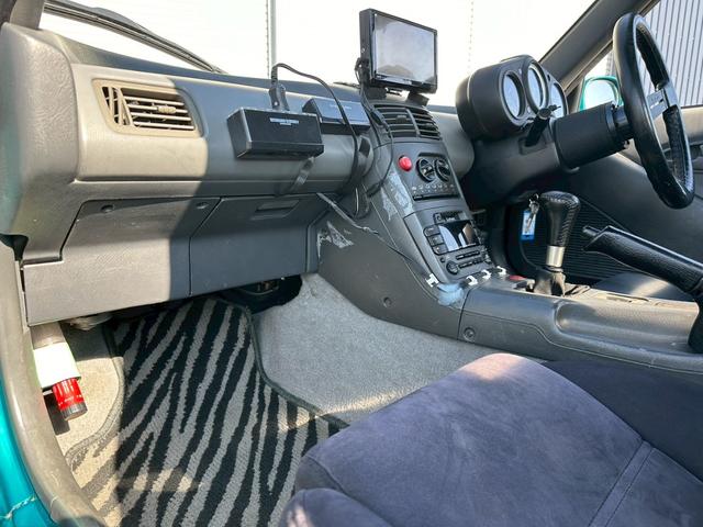 ビート ベースグレード　純正５速　ＰＰ１　車検令和８年５月　Ｗｅｄｓ　Ｓｐｏｒｔ　１４インチアルミホイール　ストラットタワーバー　ミッドシップ　ＥＴＣ　ＴＶ　５ＭＴ　マニュアル車（35枚目）