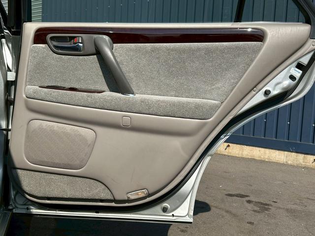 クラウン ロイヤルエクストラ フェンダーミラー JZS171 修復歴無し 1JZエンジン キーレスエントリー 104237km時タイミングベルト交換ステッカー有 フロントフォグランプ(37枚目)