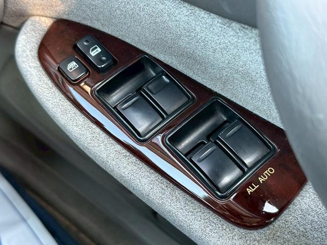 クラウン ロイヤルエクストラ フェンダーミラー JZS171 修復歴無し 1JZエンジン キーレスエントリー 104237km時タイミングベルト交換ステッカー有 フロントフォグランプ(38枚目)