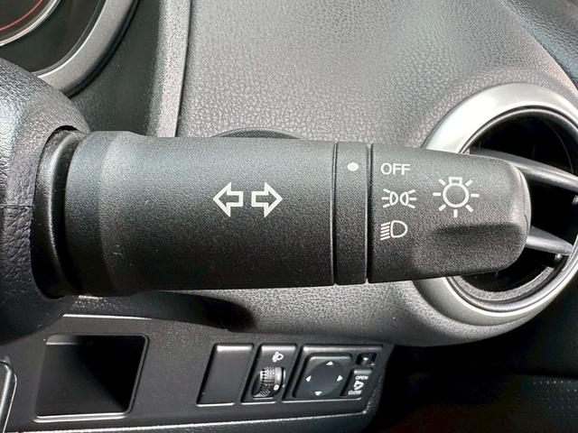 ノート 16X 純正5速 タイミングチェーン ZE11 走行37000キロ HR16エンジン スマートキー 修復歴無し 5MT マニュアル車(27枚目)