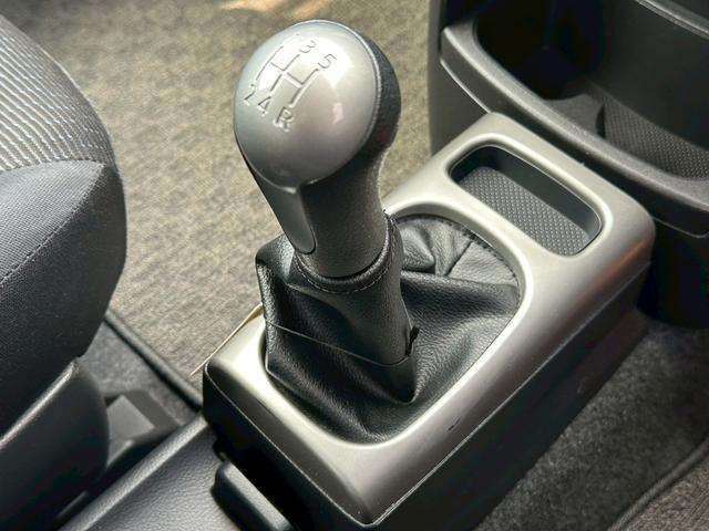 ノート 16X 純正5速 タイミングチェーン ZE11 走行37000キロ HR16エンジン スマートキー 修復歴無し 5MT マニュアル車(35枚目)