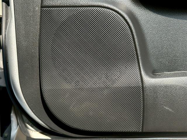 ノート 16X 純正5速 タイミングチェーン ZE11 走行37000キロ HR16エンジン スマートキー 修復歴無し 5MT マニュアル車(45枚目)