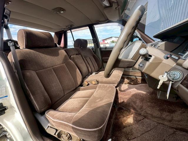 セドリック ブロアム ベンコラ Y31 ワンオーナー 6人乗り 修復歴無し 走行86000キロ車検令和9年8月 VG20エンジン 後席パワーシート フロントフォグランプ(18枚目)