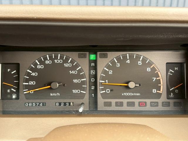 セドリック ブロアム ベンコラ Y31 ワンオーナー 6人乗り 修復歴無し 走行86000キロ車検令和9年8月 VG20エンジン 後席パワーシート フロントフォグランプ(27枚目)