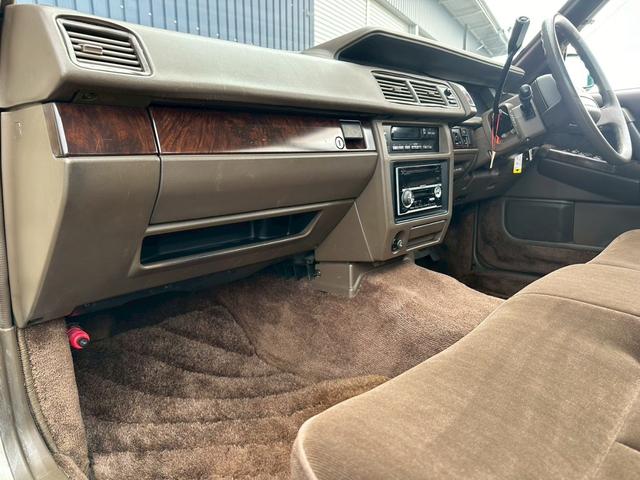 セドリック ブロアム ベンコラ Y31 ワンオーナー 6人乗り 修復歴無し 走行86000キロ車検令和9年8月 VG20エンジン 後席パワーシート フロントフォグランプ(32枚目)