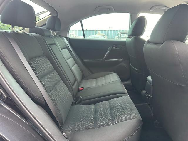 アテンザスポーツ ２３Ｓ　純正６速　走行６１０００キロ　後期　クラッチディスク交換済み　バックカメラ　修復歴無し　ＧＧ３Ｓ　６ＭＴ　マニュアル車　フロントフォグランプ　アルミホイール（21枚目）