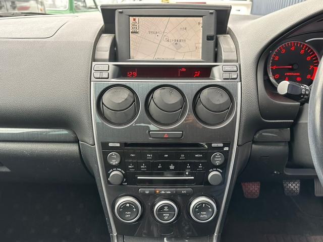 アテンザスポーツ ２３Ｓ　純正６速　走行６１０００キロ　後期　クラッチディスク交換済み　バックカメラ　修復歴無し　ＧＧ３Ｓ　６ＭＴ　マニュアル車　フロントフォグランプ　アルミホイール（31枚目）