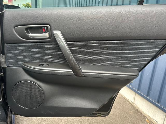 アテンザスポーツ ２３Ｓ　純正６速　走行６１０００キロ　後期　クラッチディスク交換済み　バックカメラ　修復歴無し　ＧＧ３Ｓ　６ＭＴ　マニュアル車　フロントフォグランプ　アルミホイール（42枚目）